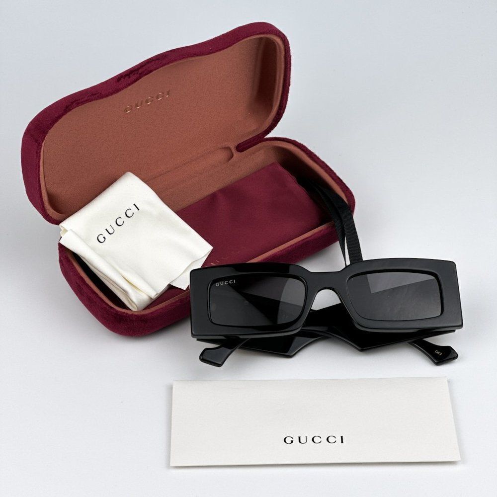 NEW Gucci GG1425S 001 Black Grey Rectangle Unisex Sunglasses GG 1425S - Picture 13 of 14